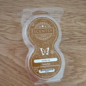 Scentsy Saddle Up Scent Pods in Rich Brown